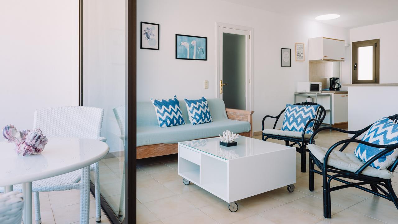 Lemar Apartments Colonia de Sant Jordi Exterior photo